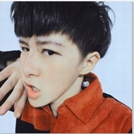 2012���ᳬ�Ÿ����������������������ϱ�ʹ��һ��ħ��