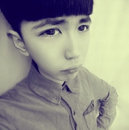 2012���ᳬ�Ÿ����������������������ϱ�ʹ��һ��ħ��