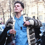 ���һ�����qq����ͷ��������Ұ���ʲô��״��