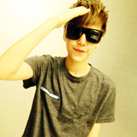 ���ռ�Ψ������ͷ��������ɫ�۾���˧����