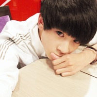 ��Į���������QQͷ��һ������˹��Ҽ����