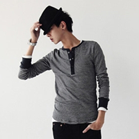 ˧�з���QQ�ɰ�����ͷ��Ϊһ���˰��Ϲ¶���ζ