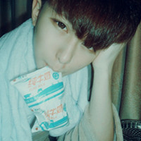 �����Ѱ�QQ����ͷ��һ�ԣ����ð�������������