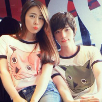 ��˼����QQ����ͷ��һ�ԣ�����Ϊ�������õ���