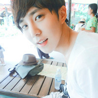 �����������QQͷ��İ�����˸о���Ļ���