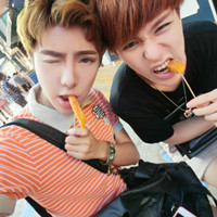 ���հ�����QQ����ͷ�񣺶��ݵ���ʵ�Ѹ���