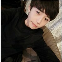 ����ΨһQQ����ͷ��һ�ԣ���ֻԸ��Զ���������