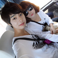 �谮�Է���QQ����ͷ��һ��һ�ң��þó���