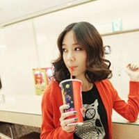 �ǳ�Ư���ķ�����Ů��ͷ�񣬰���ʧ�˿հ�