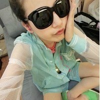 �ǳ�Ư���ķ�����Ů��ͷ�񣬰���ʧ�˿հ�