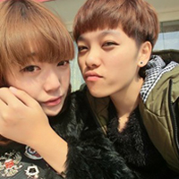 ����ϲ�����QQͷ�����¡�һ�������ֻ�����ڶ���