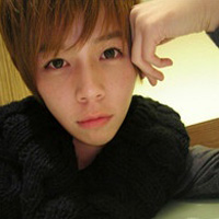 ����ϲ�����QQͷ�����¡�һ�������ֻ�����ڶ���