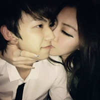 �ֿ����ŵ�QQ����ͷ��Ϊ��Ѱ�Һ����ഺ������