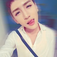 ����QQ��������ͷ��_׷����¶�һЦ����