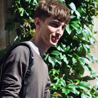 �������ڶ԰����¸��ˣ���ȴ������