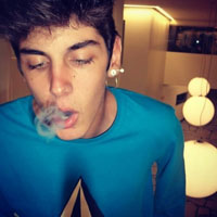 �������ڶ԰����¸��ˣ���ȴ������