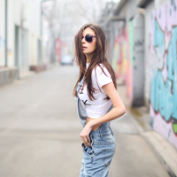 ����ŷ����Ů��ͷ�񣬻�����Ŷ~