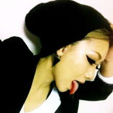 ����QQ������Ů�����ͷ��