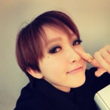 ����QQ������Ů�����ͷ��