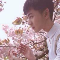 ����˧����90�����qqͷ������