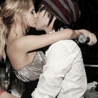 ��һ�̣��ж�����ů���������ҵ�����