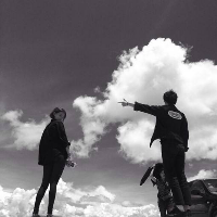 ��һ���˺��ѣ������Լ��İ����˸���