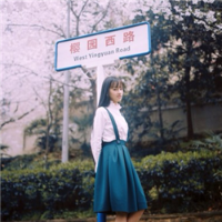 I am the proud queen ���Ǹ߰���Ů��