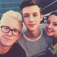 DOTA��һ����ħ��������