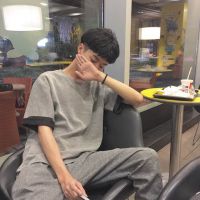 �µ��˸�����ͷ��