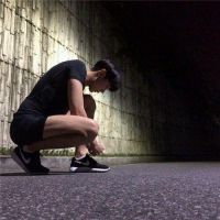 �µ��˸�����ͷ��