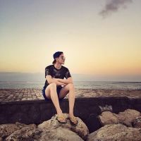 �µ��˸�����ͷ��