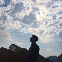 �µ��˸�����ͷ��