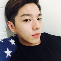 ����������