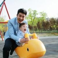 �������