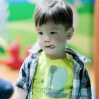 �������