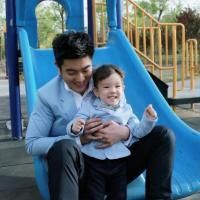 �������