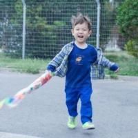 �������