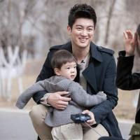 �������