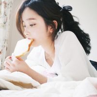 ����Ů����