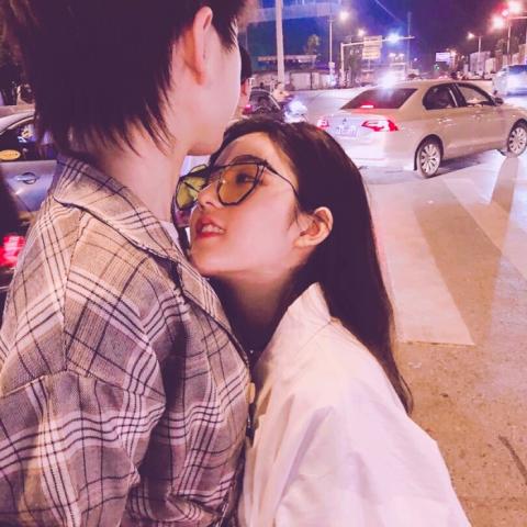 ���ָ�����ͷ   �ǰ����ɵ���