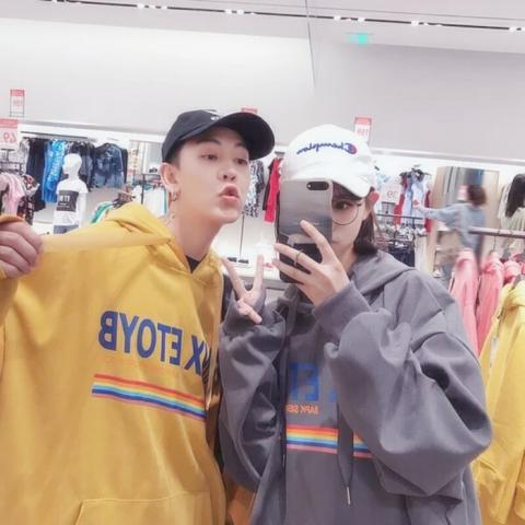 ���ָ�����ͷ   �ǰ����ɵ���