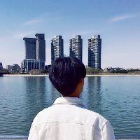 ������ͷ.һ��һŮ