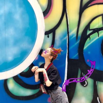 ��ɫϵ������ͷ��һ��һŮ  ������Ȱ��Լ�����