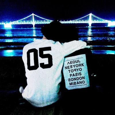 ��ɫϵ������ͷ��һ��һŮ  ������Ȱ��Լ�����