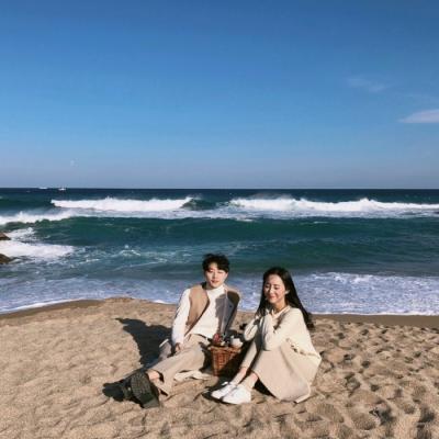 ��ɫϵ������ͷ��һ��һŮ  ������Ȱ��Լ�����