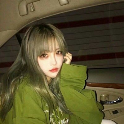 ��ɫϵŮ��ͷ��:˭��������������