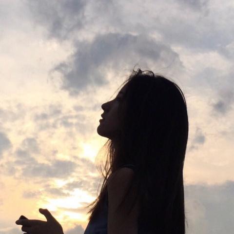 ����Ů��ͷ���ѹ��˸д�ȫ    һ����һ����