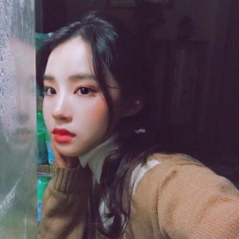 ����Ů��ͷ���ѹ��˸д�ȫ    һ����һ����