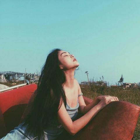 ����Ů��ͷ���ѹ��˸д�ȫ    һ����һ����