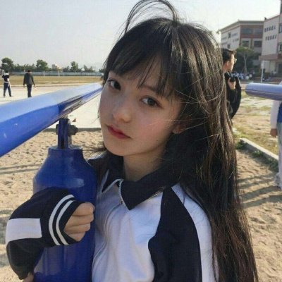 ����Ů��ͷ�񣺾����������㿴����Ŀ��ת��